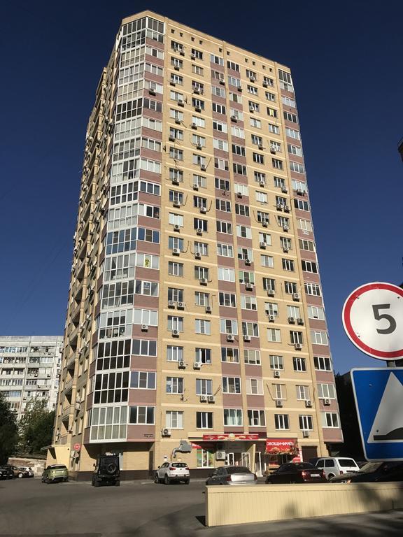 Apartment On Avtomobilnyy Pereulok Rostov-on-Don Esterno foto